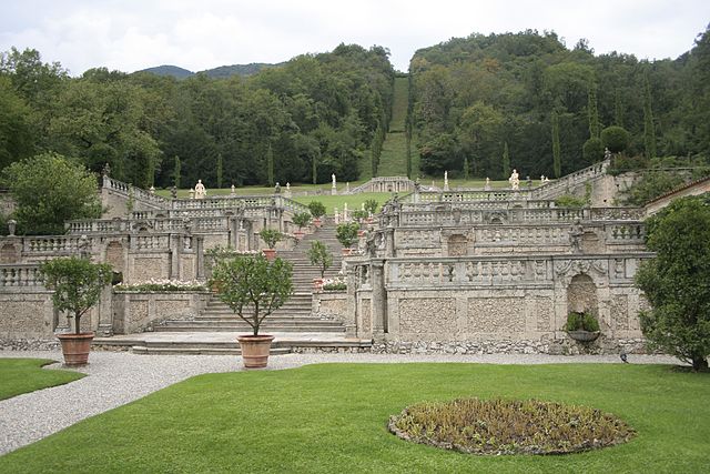 gradoni del giardino