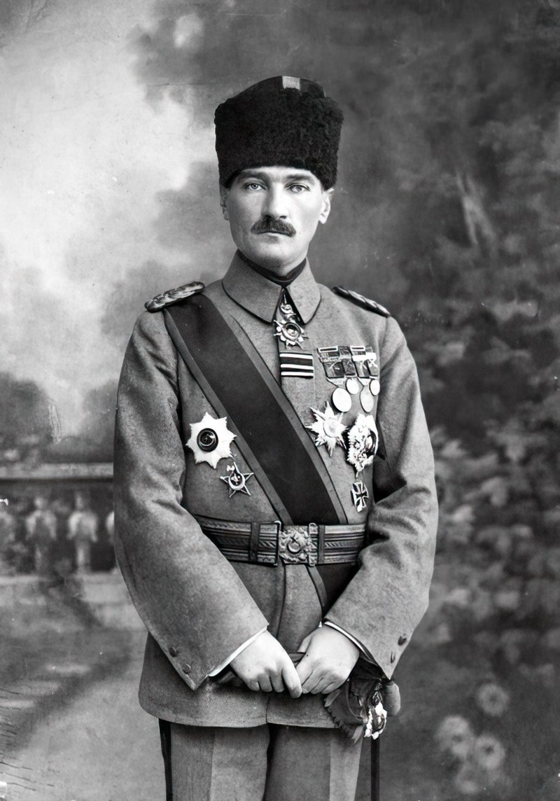 Atatürk, mentre era Comandante dell'esercito (1918).