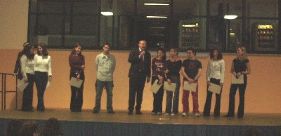 cerimonia di premiazione degli studenti meritevoli anno scolastico 2003/04